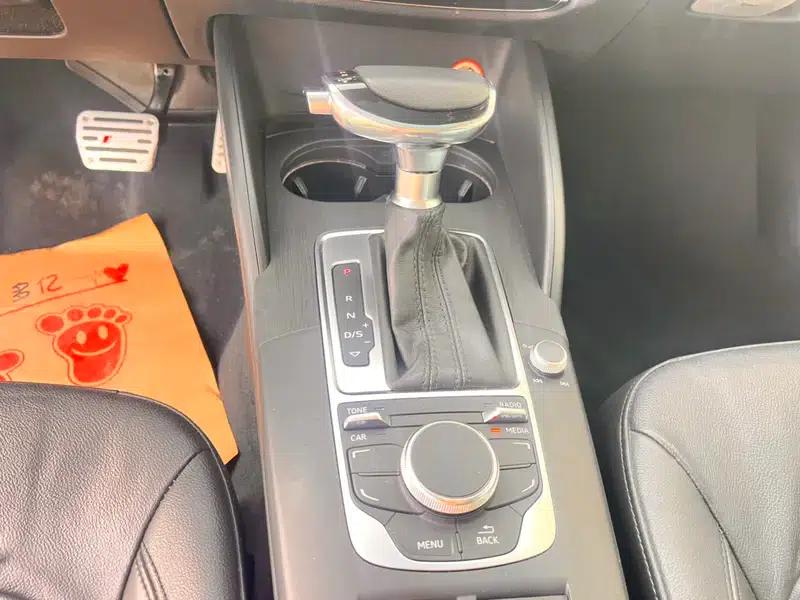 Audi A3 2014 Limousine 35 TFSI Automatic Comfort — миниатюра 13