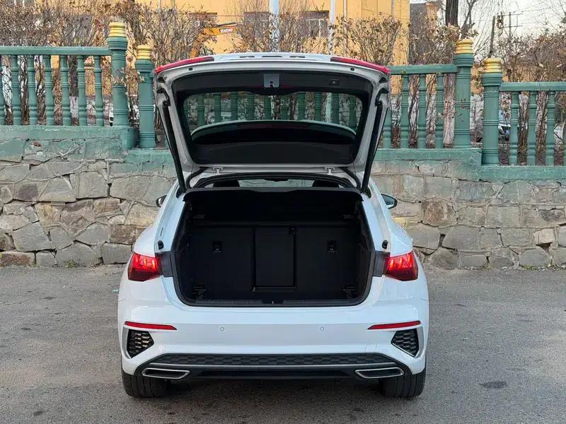 Audi A3 2022 Sportback 35 TFSI Fashion Sport — миниатюра 12