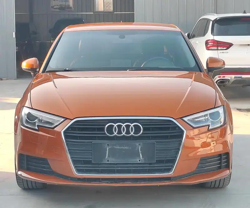 Audi A3 2018 30th Anniversary Edition Sportback 35 TFSI Progressive — миниатюра 2