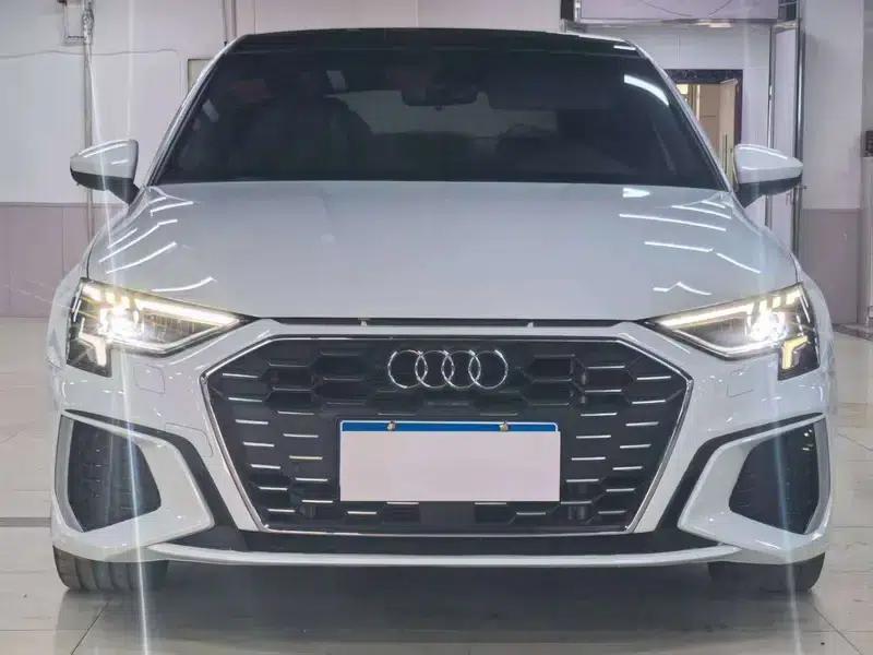 Audi A3 2022 Sportback 35 TFSI Fashion Sport — миниатюра 2