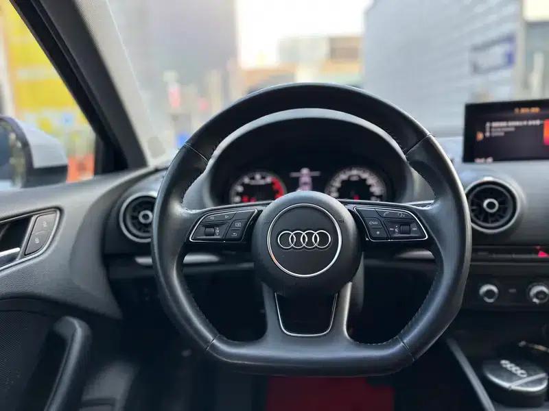 Audi A3 2019 Sportback 35 TFSI Progressive (China V Emission Standard) — миниатюра 10