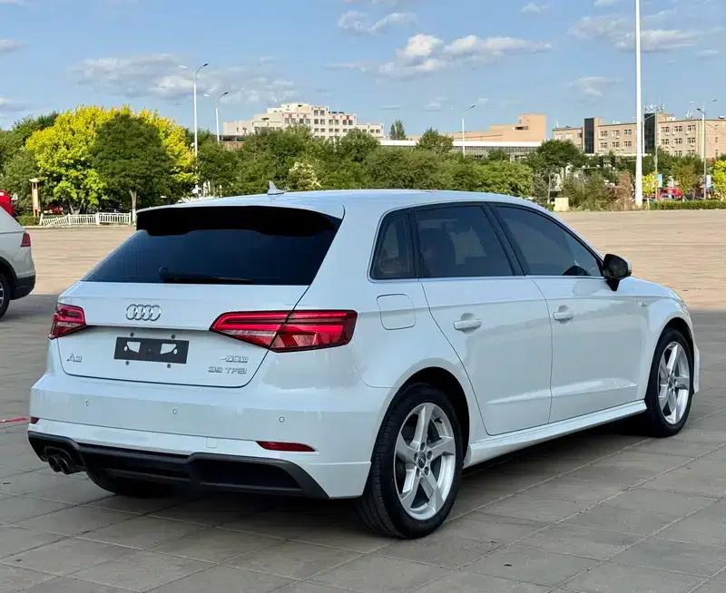 Audi A3 2018 30th Anniversary Edition Sportback 35 TFSI Fashion Model — миниатюра 6