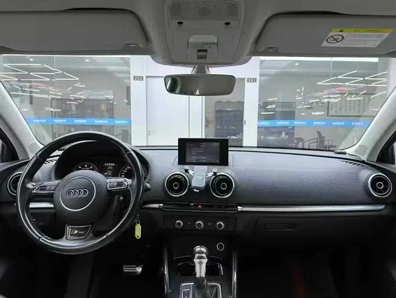 Audi A3 2016 Limousine 35 TFSI — миниатюра 5