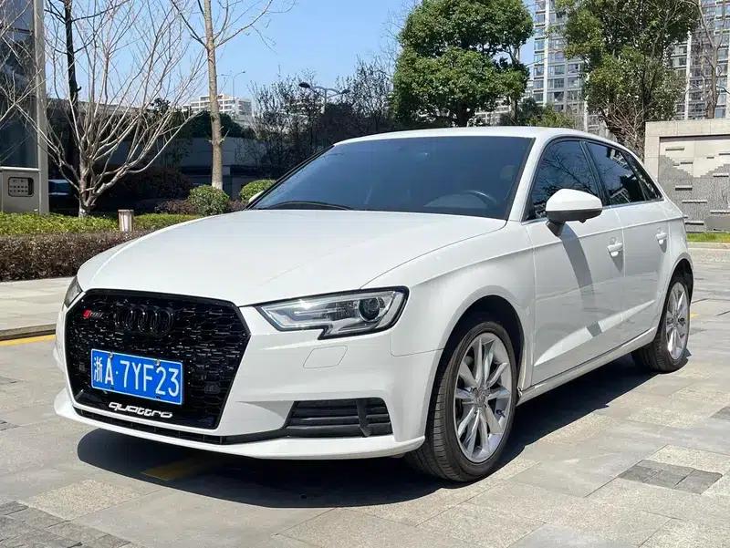 Audi A3 2018 30th Anniversary Edition Sportback 35 TFSI Progressive — миниатюра 1