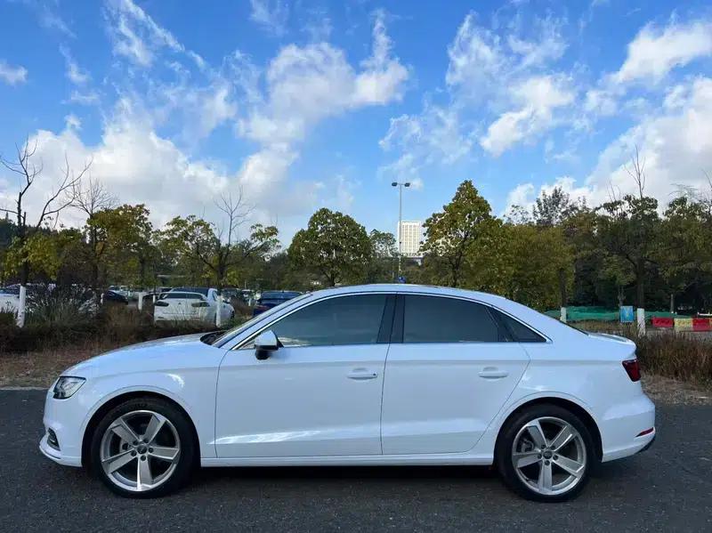 Audi A3 2019 Limousine 35 TFSI Fashion Edition (National V Emission Standard) — миниатюра 4