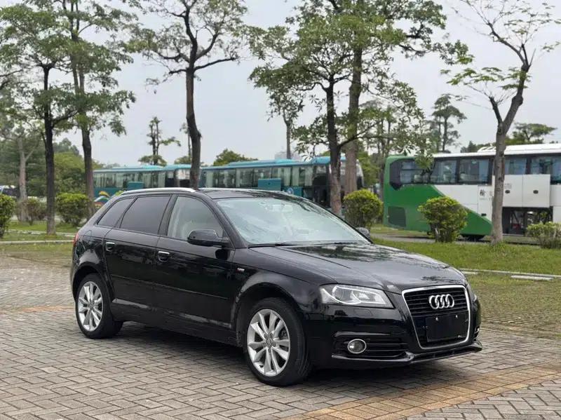 2013 Audi A3 (Imported) Sportback 30 TFSI Comfort — миниатюра 3