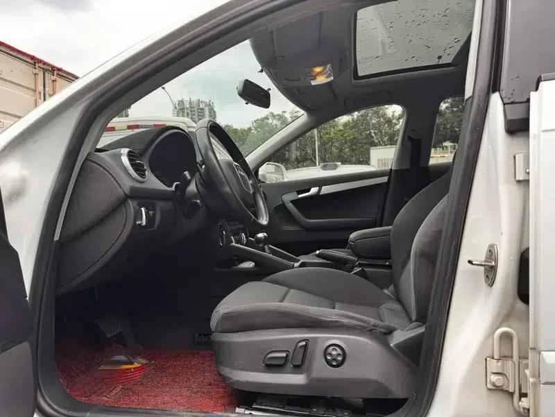 Audi A3 (Imported) 2010 Sportback 1.8T Luxury — миниатюра 9