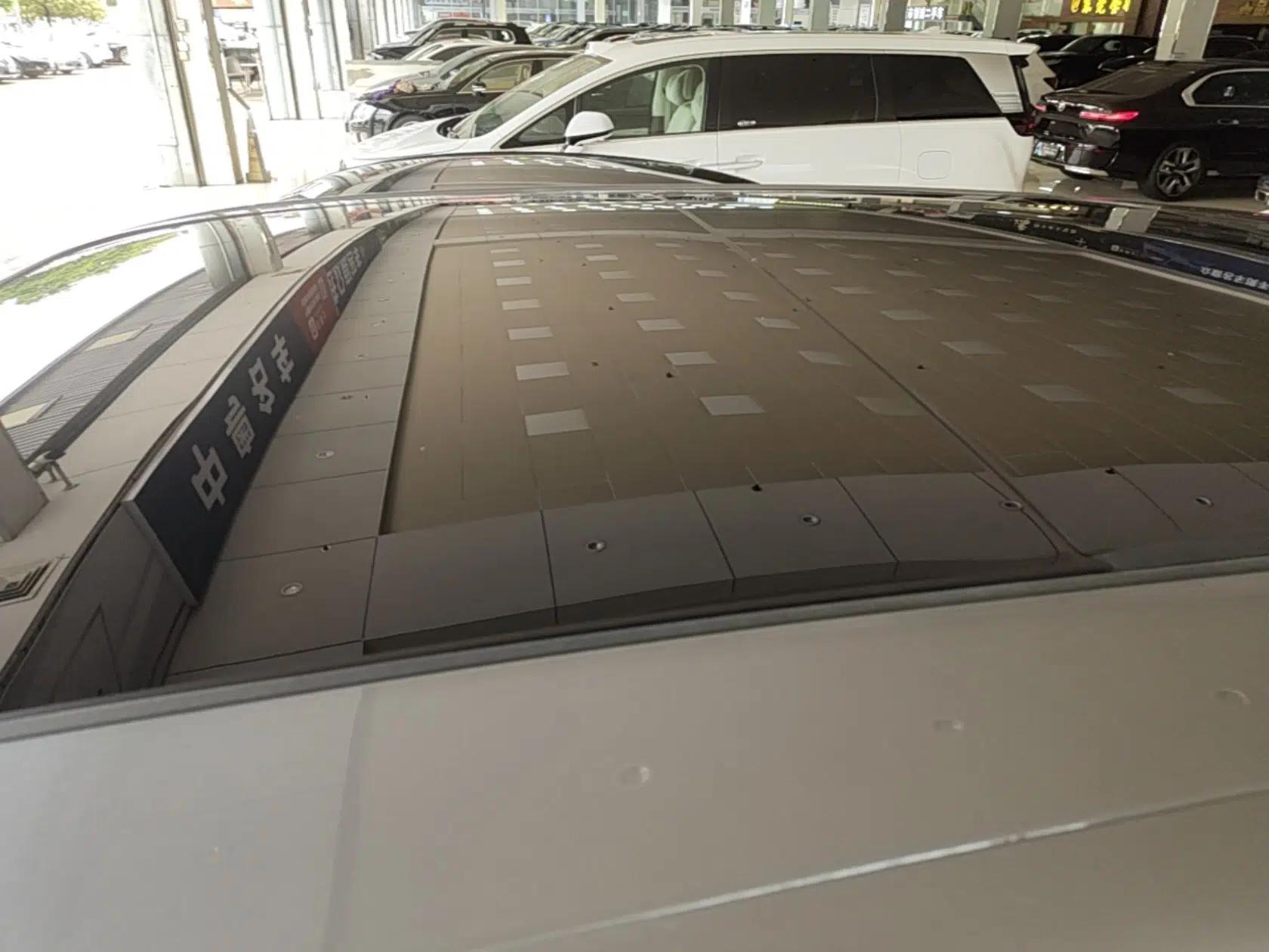 Hongqi HS6 PHEV 2026 220 All-Wheel Drive Smart Hybrid Version — миниатюра 7