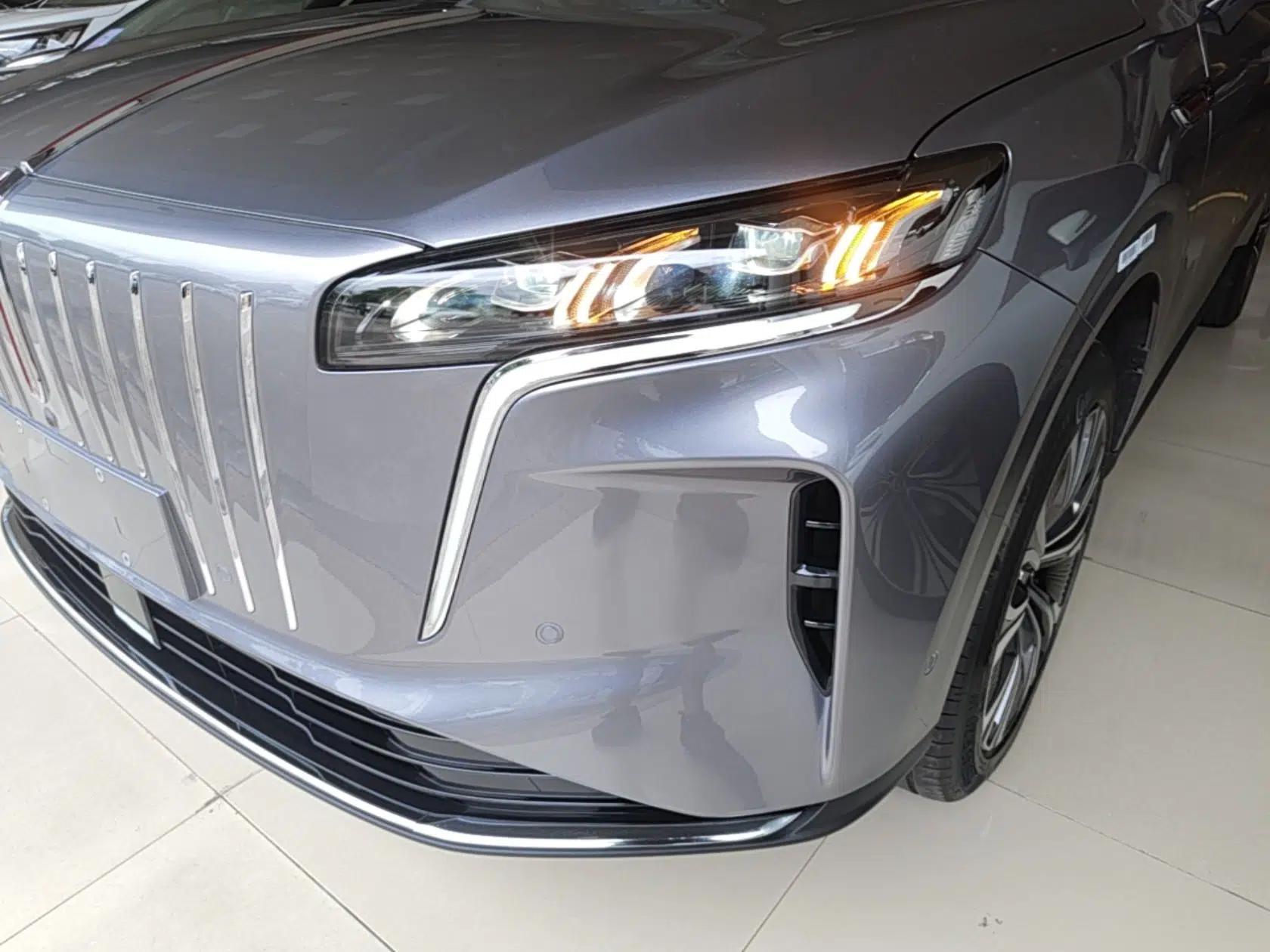 Hongqi HS6 PHEV 2026 220 All-Wheel Drive Smart Hybrid Version — миниатюра 8