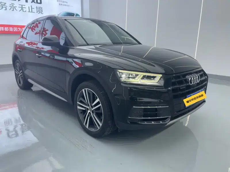 Audi Q5L 2020 45 TFSI Premium Elegance Edition — миниатюра 3