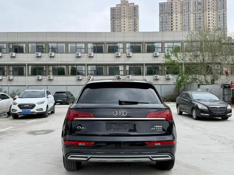 Audi Q5L 2025 quattro 45th Anniversary Edition 45TFSI Luxury Dynamic — миниатюра 6