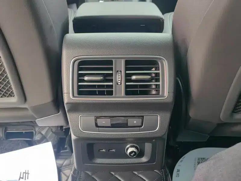 Audi Q5L 2023 40T Fashion Elegance Edition — миниатюра 13