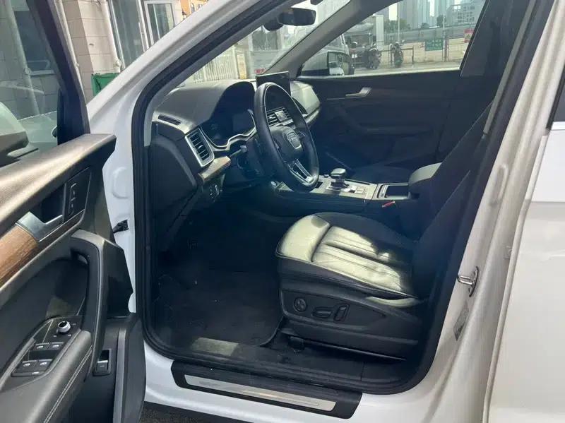 Audi Q5L 2022 40T RS Sport Package — миниатюра 9