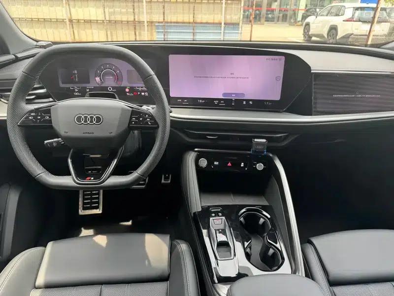 Audi Q5L 2026 2.0T Hybrid Luxury — миниатюра 8