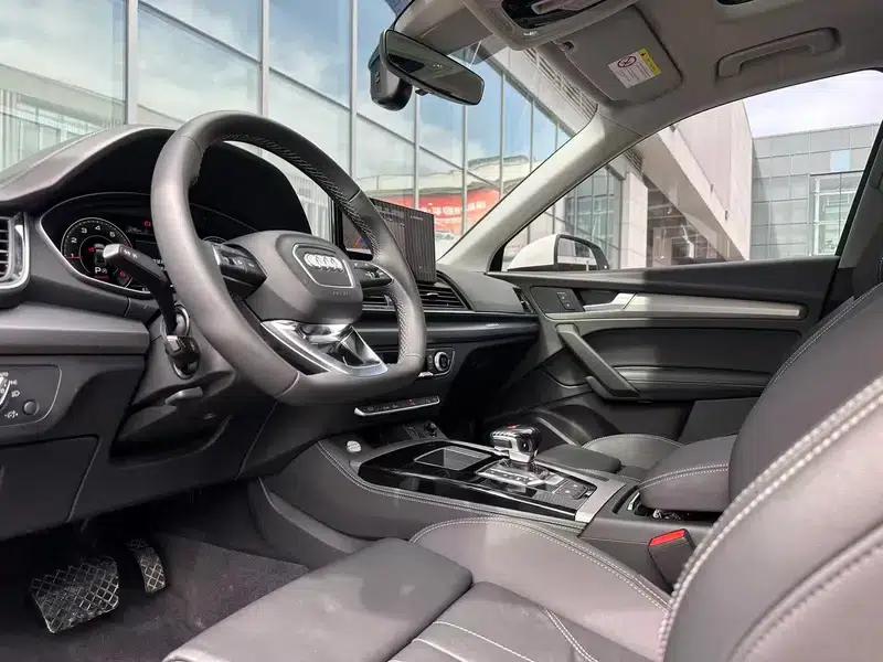 Audi Q5L 2021 40 TFSI Fashion Dynamic Edition — миниатюра 11