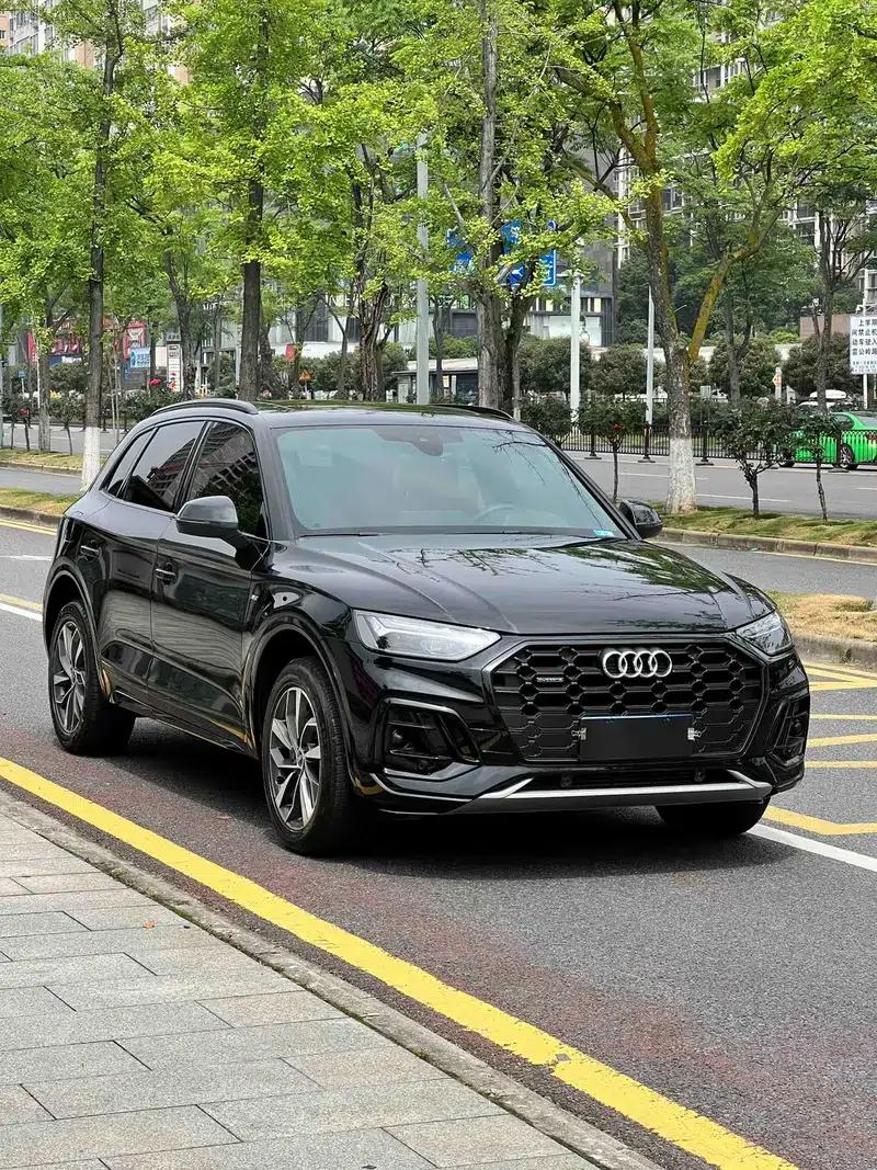 Audi Q5L 2023 40T Ice and Snow Sport Edition — миниатюра 3