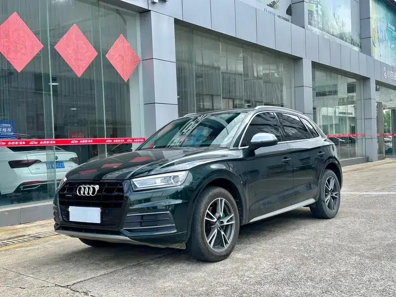 Audi Q5L 2020 40 TFSI Luxury Progressive Edition — миниатюра 1