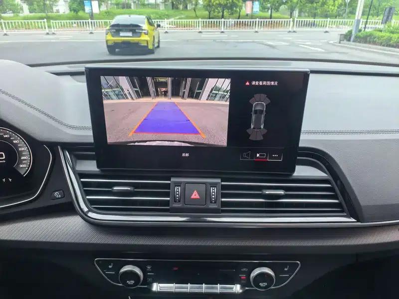 Audi Q5L 2022 40T Luxury Dynamic — миниатюра 18