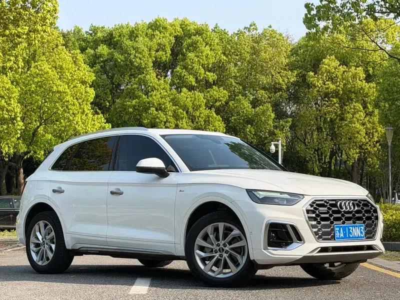 Audi Q5L 2022 Facelift 40T Luxury Dynamic — миниатюра 3