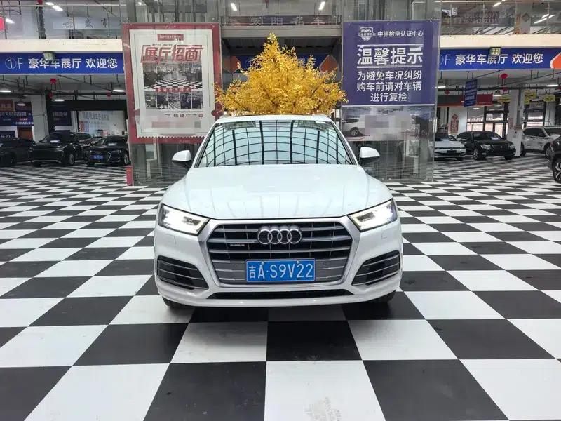 Audi Q5L 2018 40 TFSI Luxury Fashion Edition (National V Emission Standard) — миниатюра 2