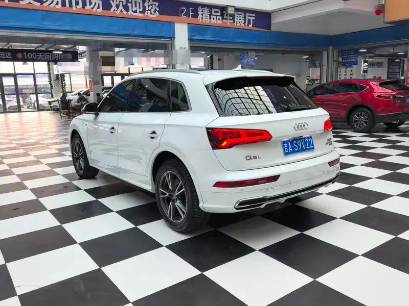 Audi Q5L 2018 40 TFSI Luxury Fashion Edition (National V Emission Standard) — миниатюра 4