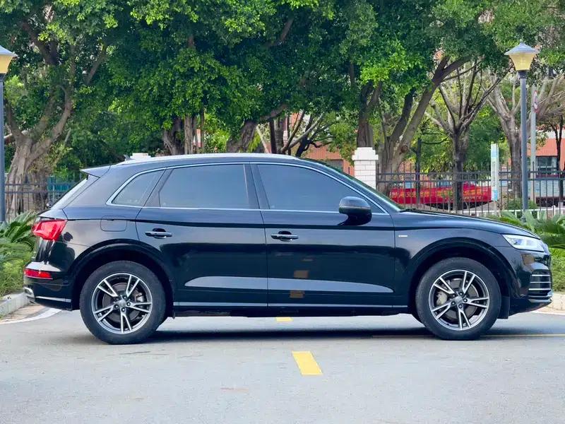 Audi Q5L 2018 40 TFSI Luxury Fashion Edition (China VI Emission Standard) — миниатюра 6