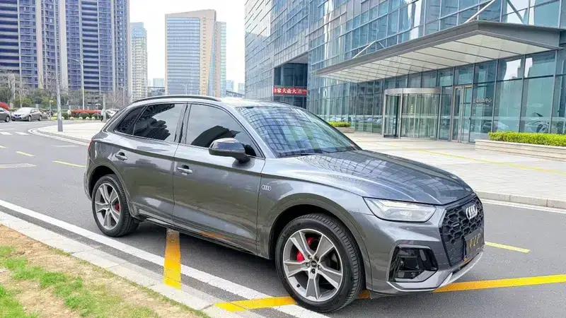 Audi Q5L 2021 40 TFSI Enjoy Life Edition — миниатюра 3