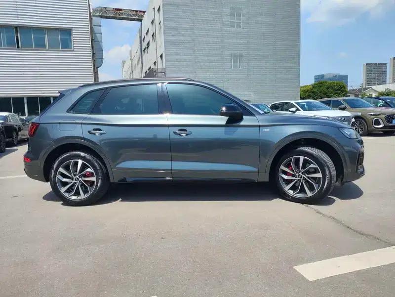 Audi Q5L 2024 45TFSI Luxury Dynamic — миниатюра 6