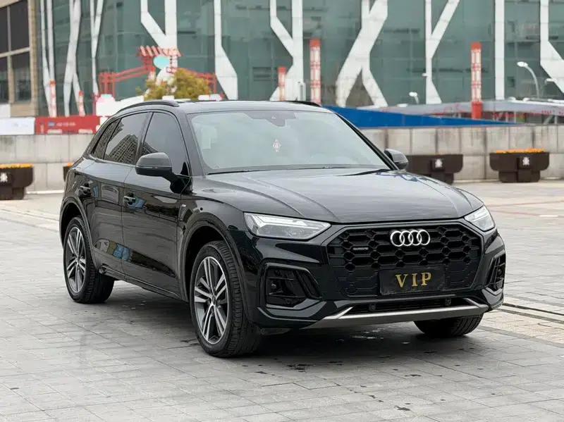 Audi Q5L 2023 40T Luxury Dynamic — миниатюра 3