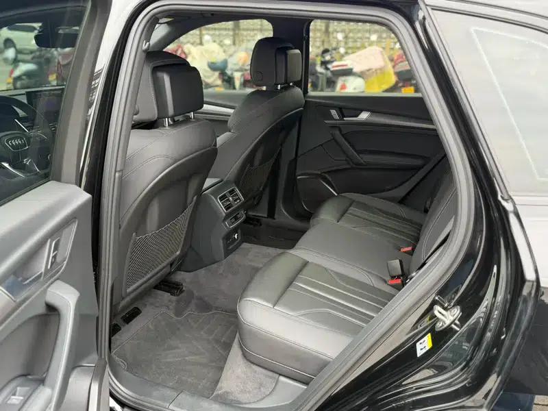 Audi Q5L 2023 40T Luxury Dynamic — миниатюра 10
