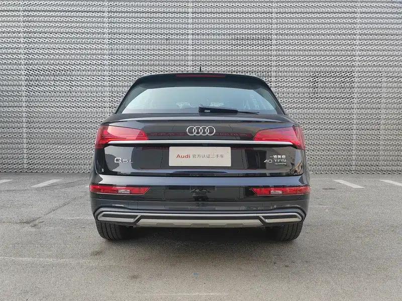 Audi Q5L 2024 40TFSI Luxury Elegance — миниатюра 3