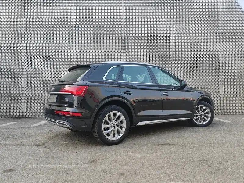 Audi Q5L 2024 40TFSI Luxury Elegance — миниатюра 4