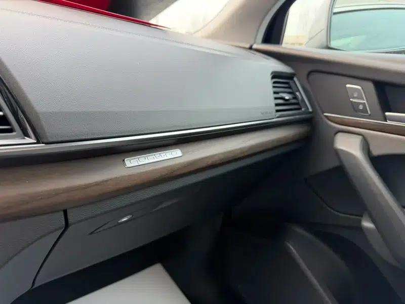 Audi Q5L 2024 40TFSI Luxury Elegance — миниатюра 7
