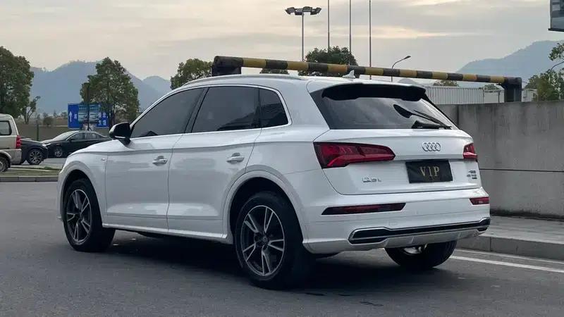 Audi Q5L 2020 Facelift 40 TFSI Luxury Fashion Edition — миниатюра 5