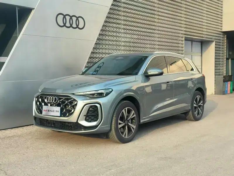 Audi Q5L 2026 2.0T Hybrid Luxury — миниатюра 1