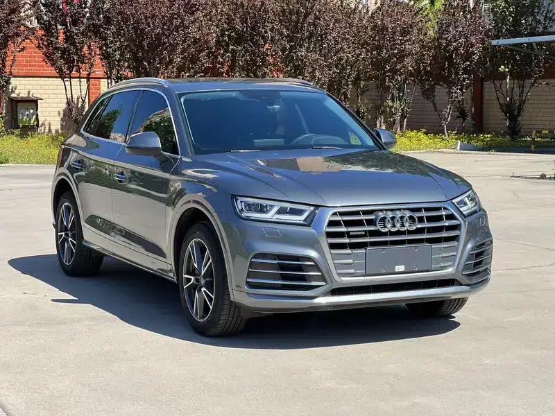 Audi Q5L 2018 40 TFSI Luxury Fashion Edition (National V Emission Standard) — миниатюра 3