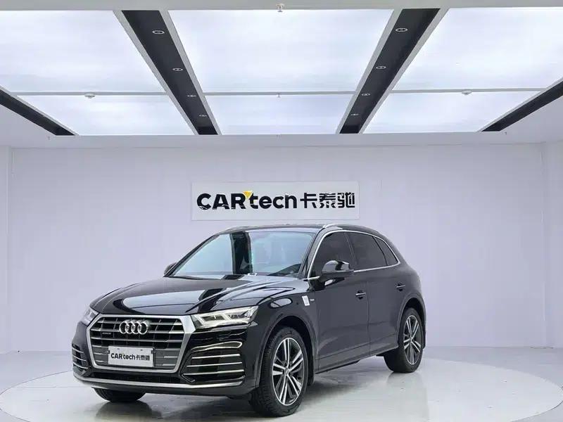 Audi Q5L 2020 Facelift 40 TFSI Luxury Fashion Edition — миниатюра 1