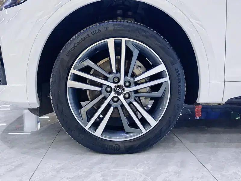 Audi Q5L 2022 Facelift 40T Luxury Dynamic — миниатюра 6