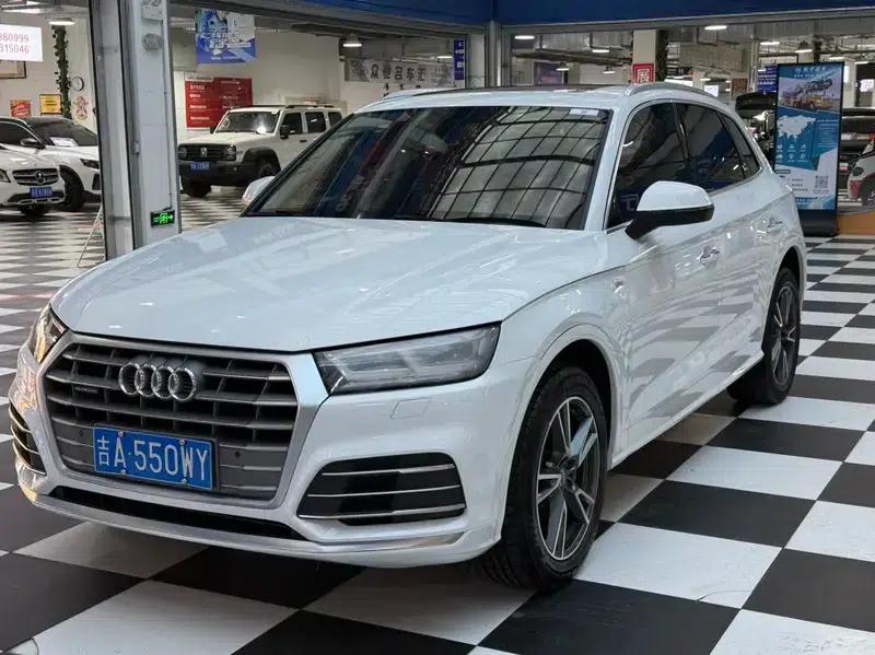 Audi Q5L 2020 40 TFSI Luxury Fashion Edition — миниатюра 1