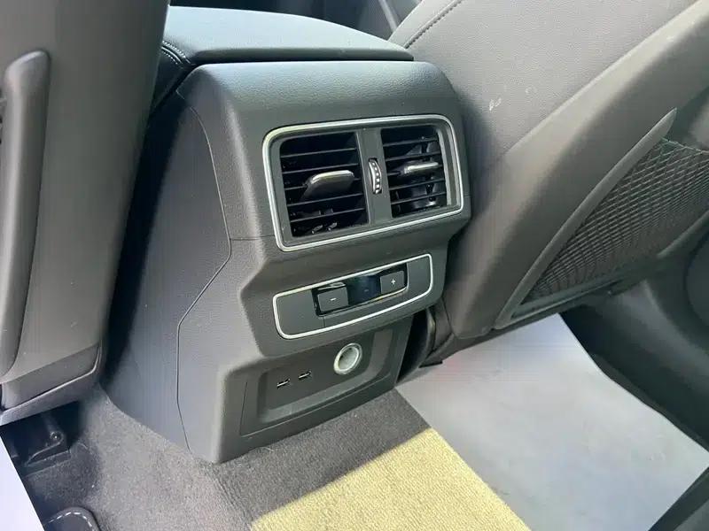 Audi Q5L 2022 45T Luxury Dynamic — миниатюра 10