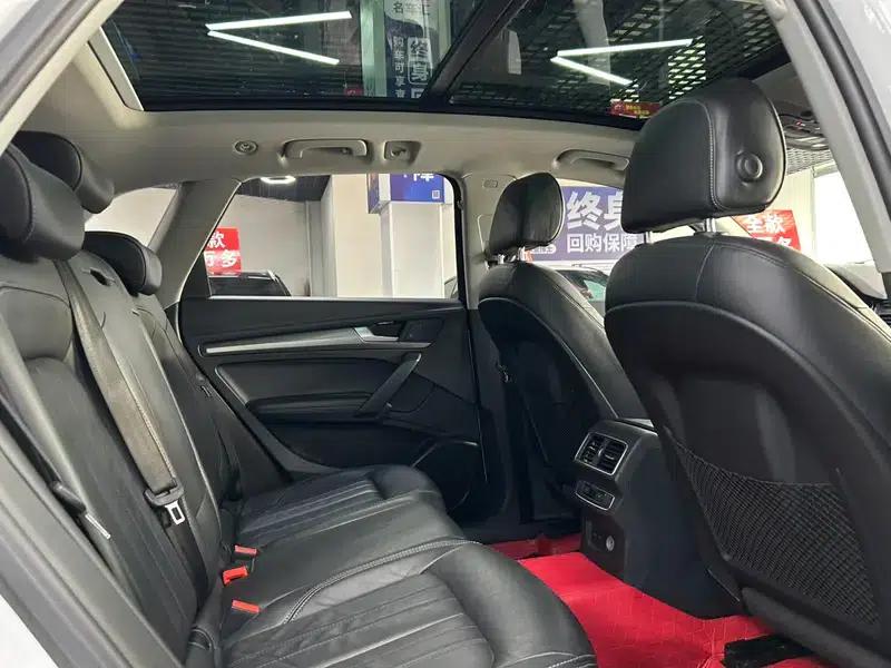 Audi Q5L 2020 45 TFSI Premium Fashion Edition — миниатюра 20