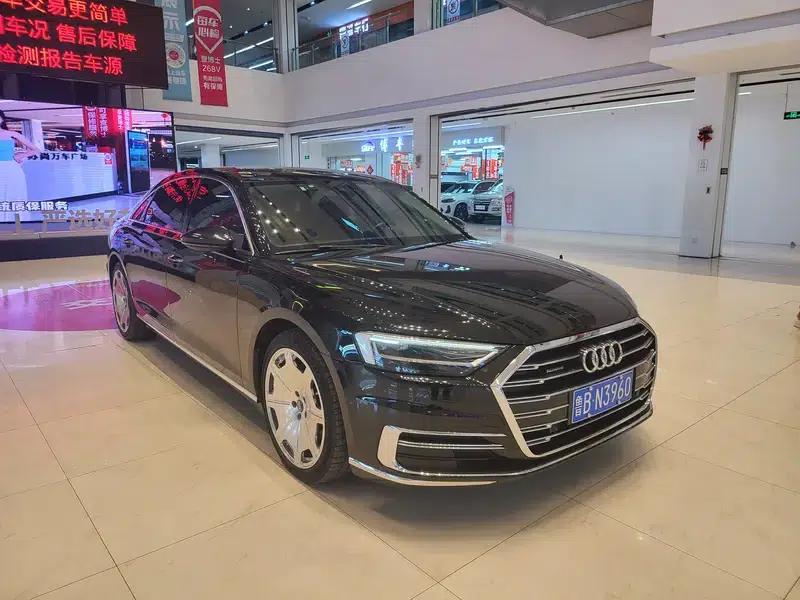 2021 Audi A8 A8L 50 TFSI quattro Comfort — миниатюра 3