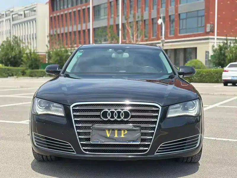 2013 Audi A8 A8L 45 TFSI quattro Luxury — миниатюра 2