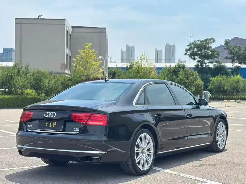 2013 Audi A8 A8L 45 TFSI quattro Luxury — миниатюра 6