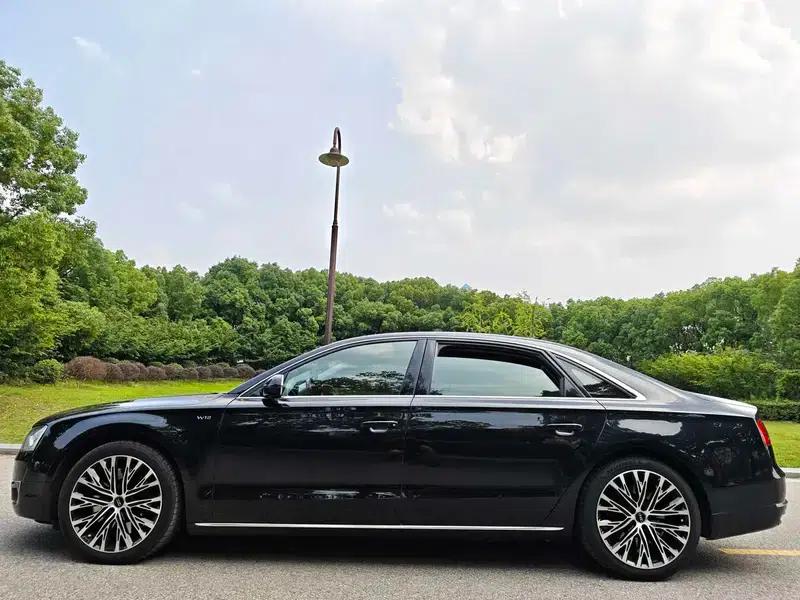 2013 Audi A8 A8L 6.3 FSI W12 quattro Flagship Model — миниатюра 4