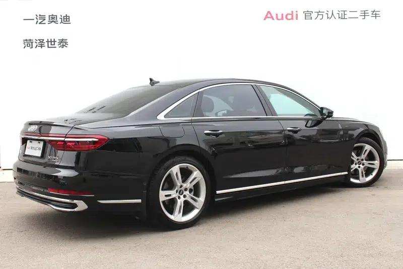 2023 Audi A8 A8L 50 TFSI quattro Premium Edition — миниатюра 4