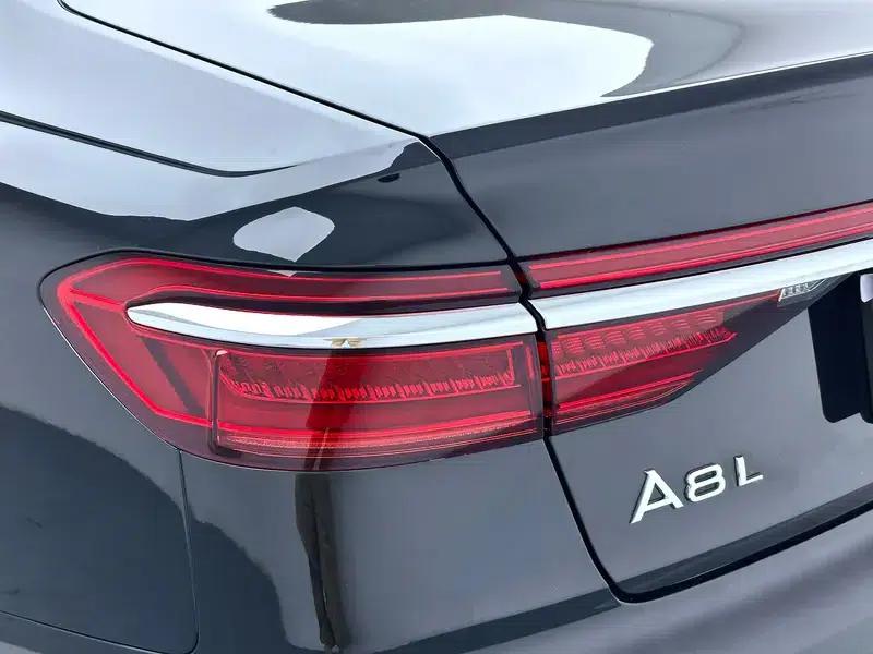 Audi A8 2019 Facelift Plus A8L 50 TFSI quattro Comfort — миниатюра 13