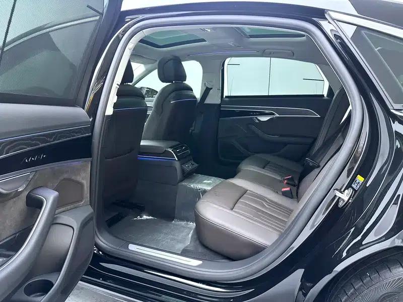 Audi A8 2019 Facelift Plus A8L 50 TFSI quattro Comfort — миниатюра 18