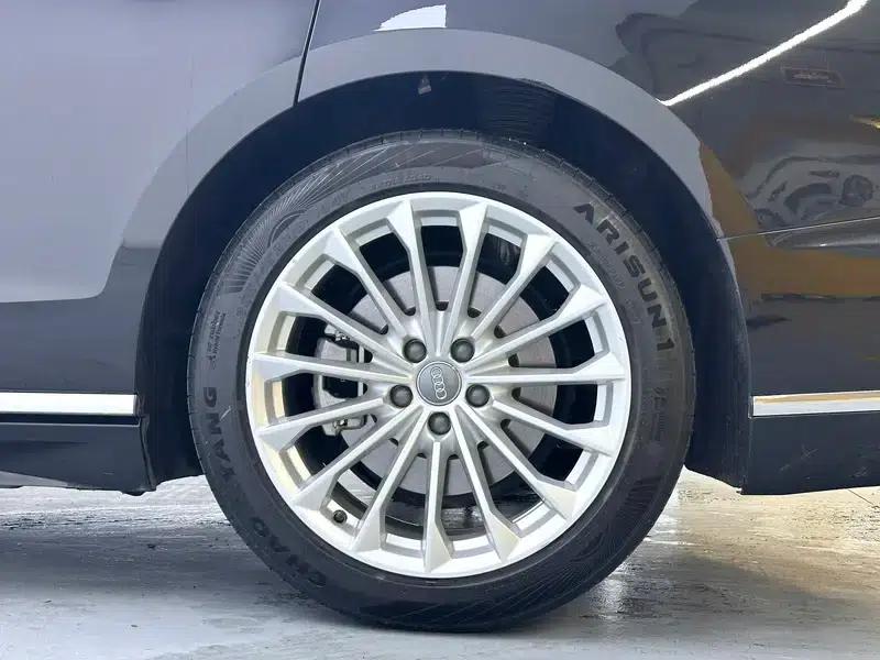 Audi A8 2019 Facelift Plus A8L 50 TFSI quattro Comfort — миниатюра 9