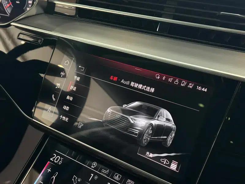 Audi A8 2018 A8L 55 TFSI quattro Premium Edition — миниатюра 17